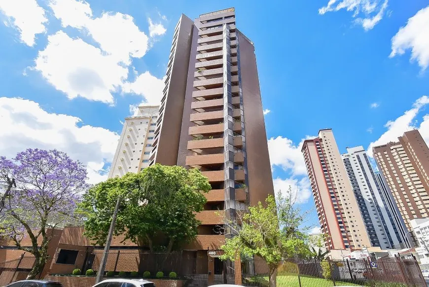 Foto 1 de Apartamento com 4 Quartos para alugar, 250m² em Juvevê, Curitiba