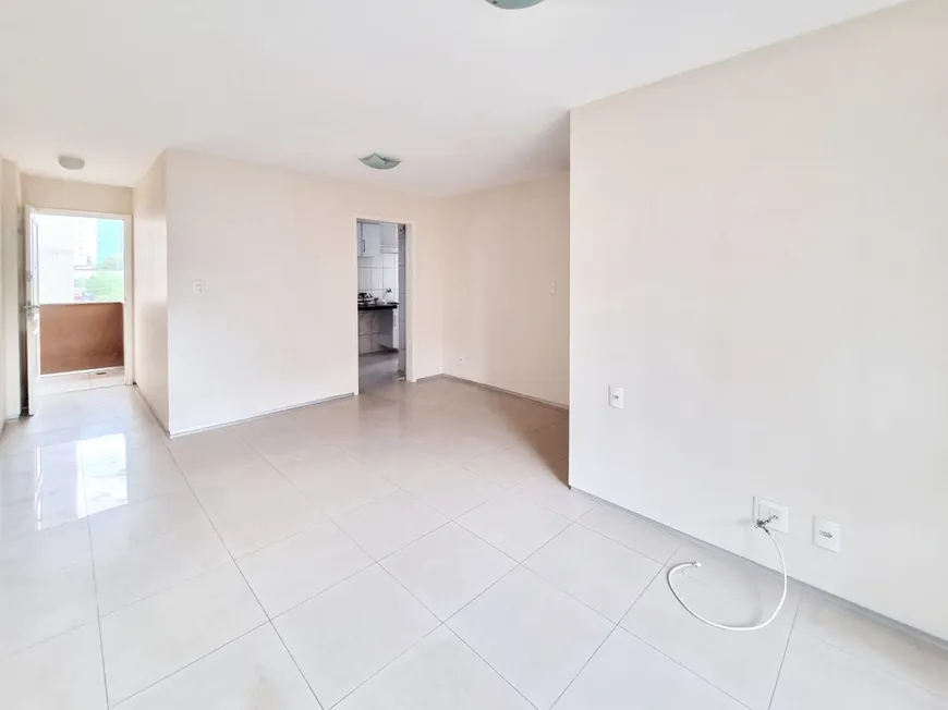 Foto 1 de Apartamento com 3 Quartos à venda, 86m² em Jardim Renascença, São Luís