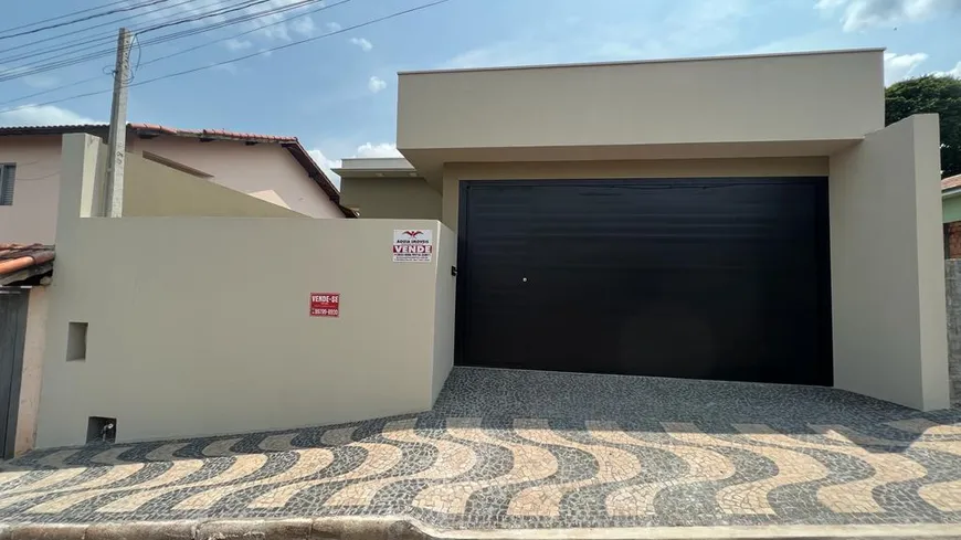 Foto 1 de Casa com 3 Quartos à venda, 132m² em Centro, Brotas