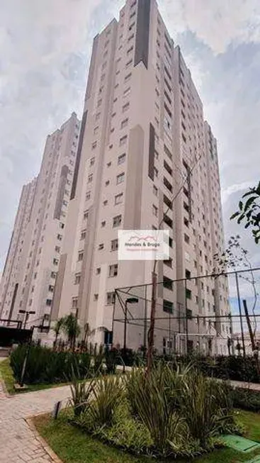 Foto 1 de Apartamento com 2 Quartos à venda, 44m² em Vila das Bandeiras, Guarulhos