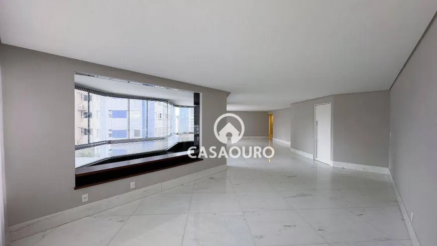 Foto 1 de Apartamento com 4 Quartos à venda, 280m² em Funcionários, Belo Horizonte