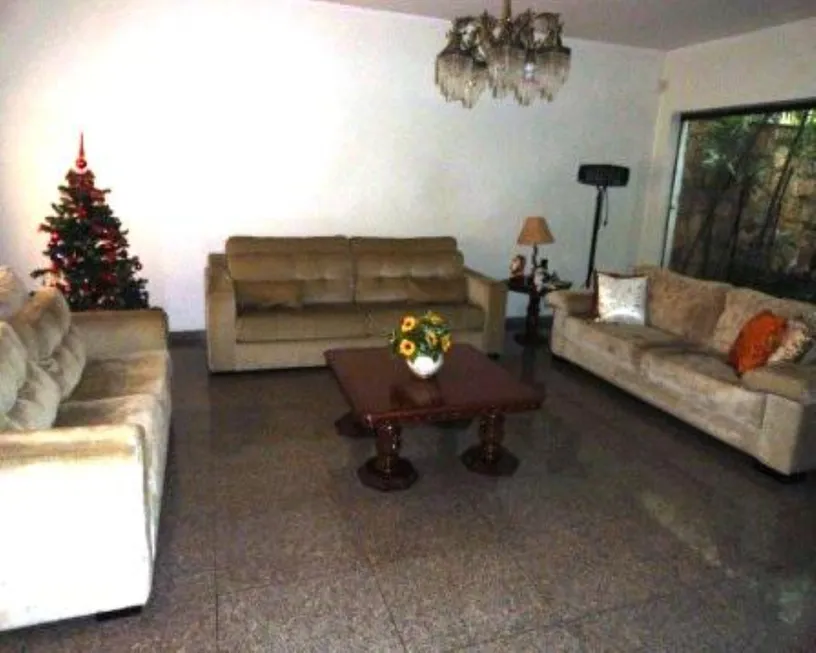 Foto 1 de Casa com 4 Quartos para venda ou aluguel, 480m² em Moinho Velho, São Paulo