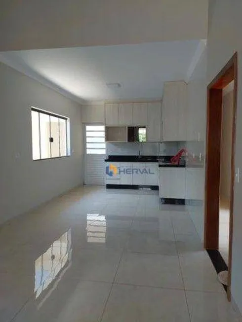 Foto 1 de Casa com 3 Quartos à venda, 120m² em Jardim Munique, Maringá