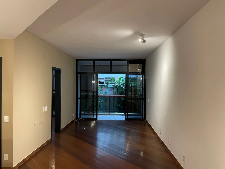 Foto 1 de Apartamento com 1 Quarto à venda, 76m² em Leblon, Rio de Janeiro