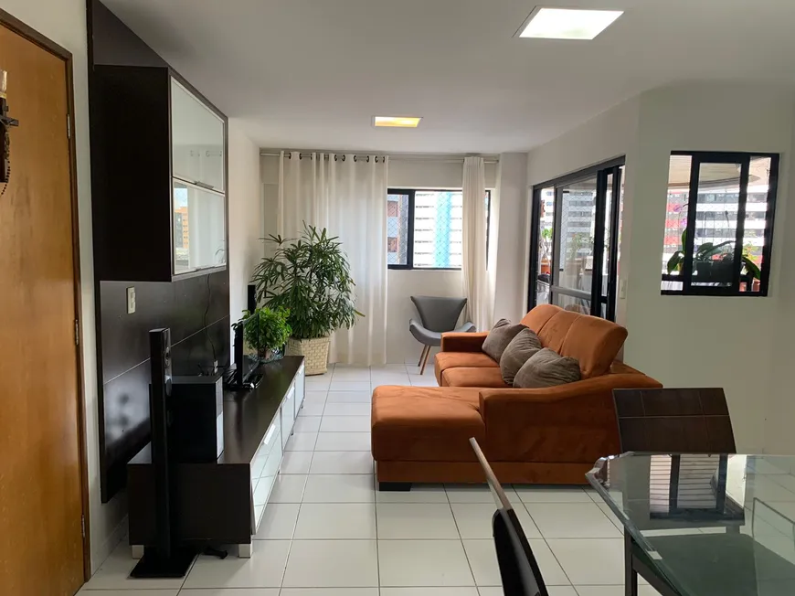 Foto 1 de Apartamento com 4 Quartos para alugar, 125m² em Poço, Maceió