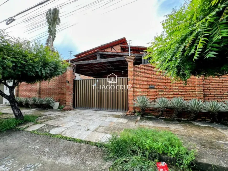 Foto 1 de Casa com 6 Quartos à venda, 400m² em Mondubim, Fortaleza