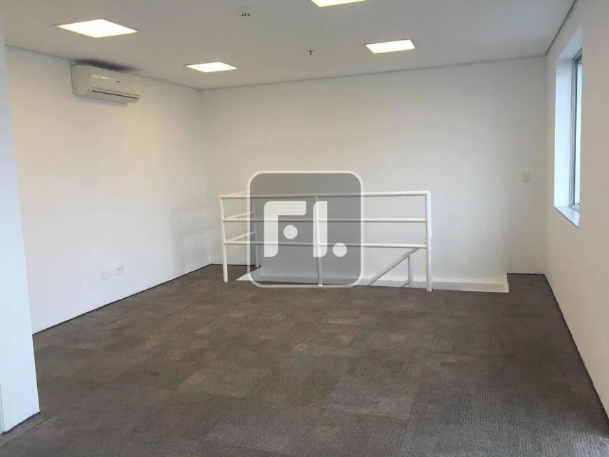 Foto 1 de Sala Comercial para alugar, 120m² em Moema, São Paulo