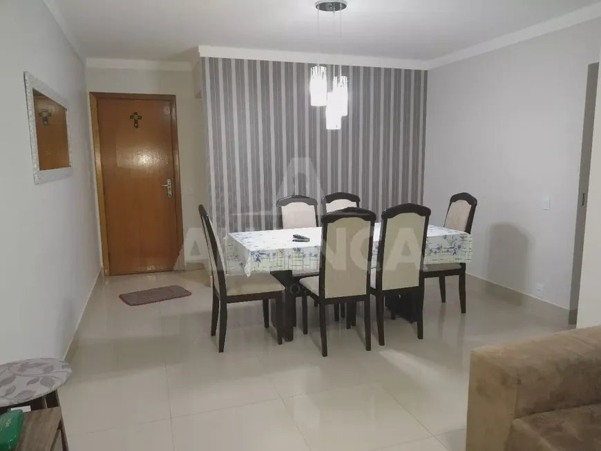 Foto 1 de Apartamento com 3 Quartos à venda, 73m² em Saraiva, Uberlândia