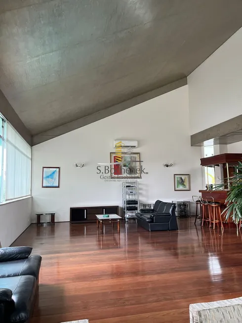 Foto 1 de Casa de Condomínio com 2 Quartos para alugar, 546m² em Alphaville Residencial Dois, Barueri