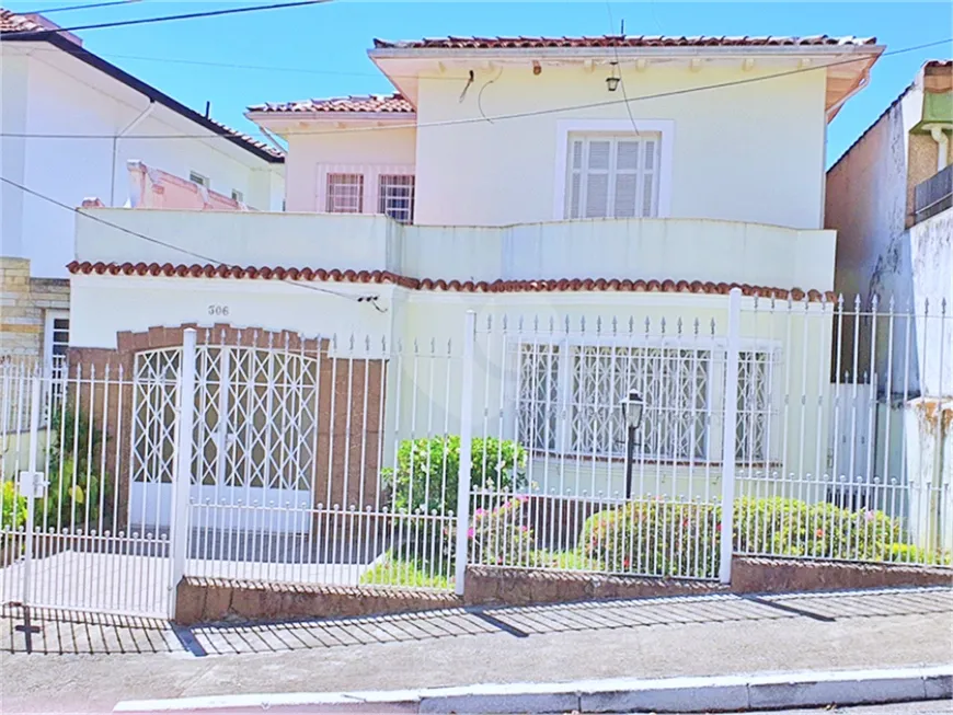 Foto 1 de Sobrado com 3 Quartos à venda, 260m² em Santana, São Paulo
