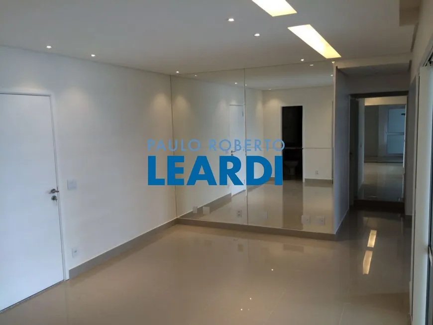 Foto 1 de Apartamento com 2 Quartos à venda, 107m² em Alphaville, Barueri