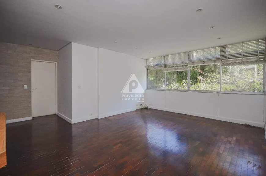 Foto 1 de Apartamento com 4 Quartos à venda, 130m² em Leblon, Rio de Janeiro