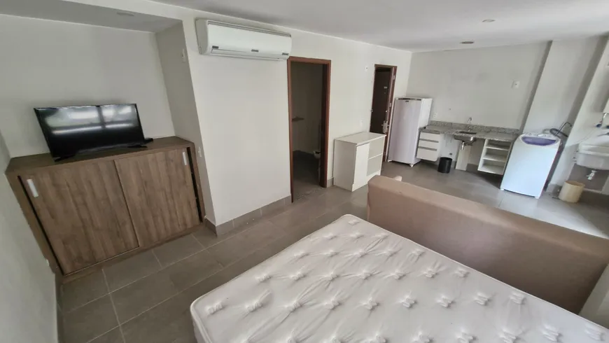 Foto 1 de Apartamento com 1 Quarto à venda, 70m² em Curicica, Rio de Janeiro