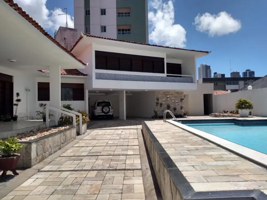 Foto 1 de Casa com 5 Quartos à venda, 350m² em Miramar, João Pessoa