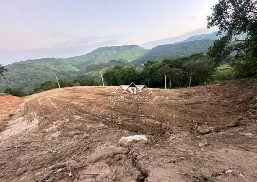 Foto 1 de Lote/Terreno à venda, 3300m² em Pedro do Rio, Petrópolis