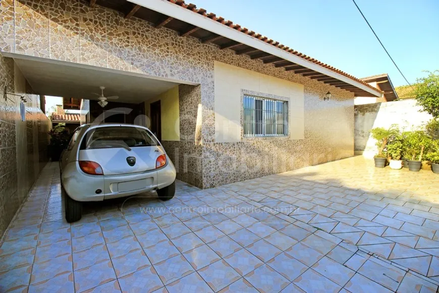 Foto 1 de Casa com 4 Quartos à venda, 176m² em Jardim Mar e Sol, Peruíbe