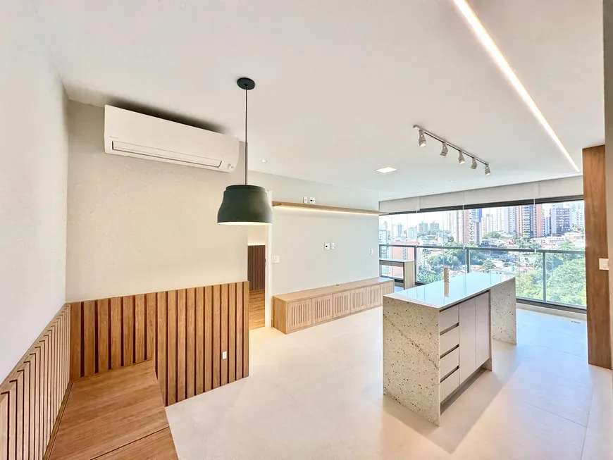Foto 1 de Apartamento com 1 Quarto para alugar, 50m² em Vera Cruz, São Paulo