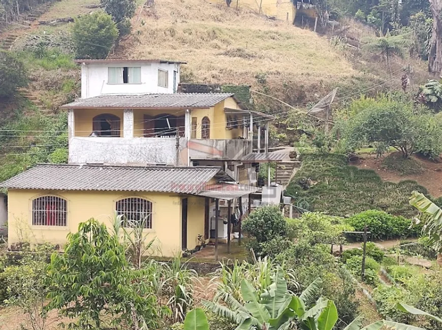 Foto 1 de Casa com 4 Quartos à venda, 71m² em Biquinha, Teresópolis