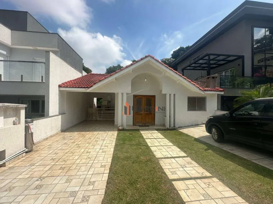 Foto 1 de Casa de Condomínio com 4 Quartos à venda, 200m² em Parque Residencial Itapeti, Mogi das Cruzes