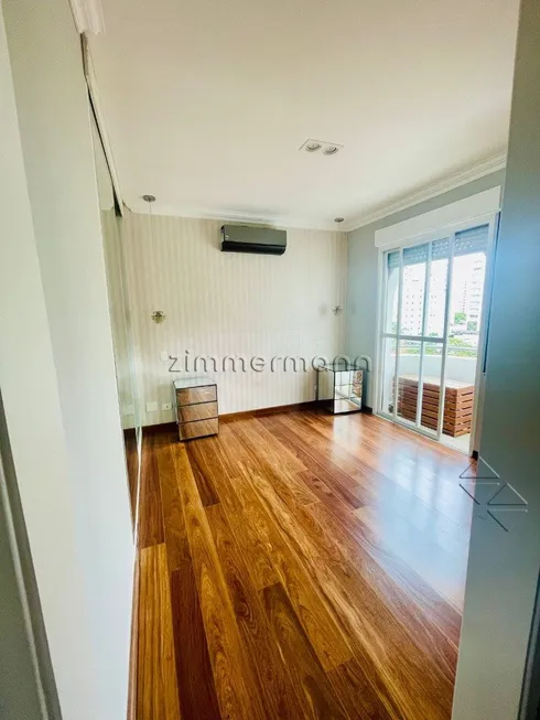 Foto 1 de Apartamento com 3 Quartos à venda, 124m² em Moema, São Paulo