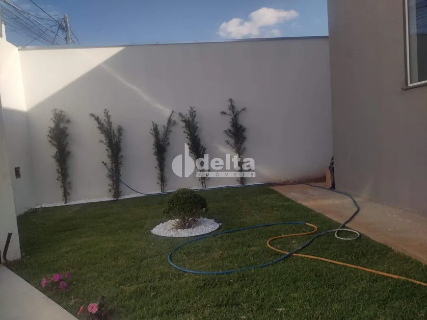 Foto 1 de Casa com 3 Quartos à venda, 115m² em Jardim Europa, Uberlândia