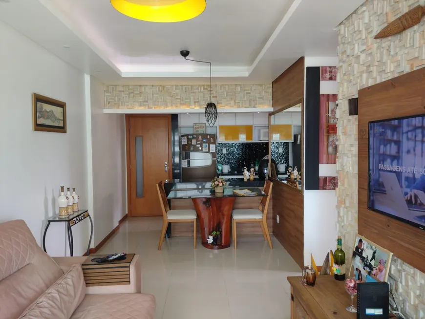 Foto 1 de Apartamento com 2 Quartos para alugar, 64m² em Armação, Salvador