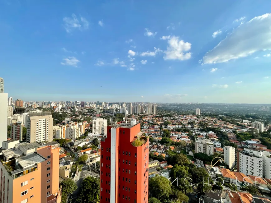 Foto 1 de Apartamento com 4 Quartos à venda, 177m² em Vila Madalena, São Paulo