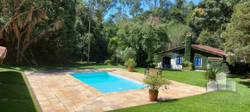 Foto 1 de Casa com 5 Quartos à venda, 430m² em Bonsucesso, Petrópolis