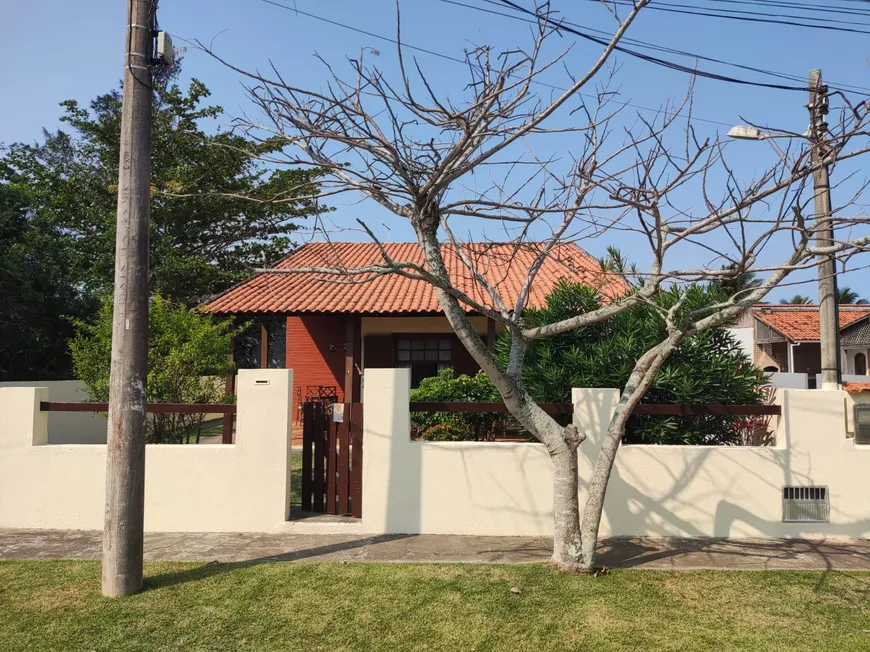 Foto 1 de Casa com 2 Quartos à venda, 160m² em Centro (Praia Seca), Araruama