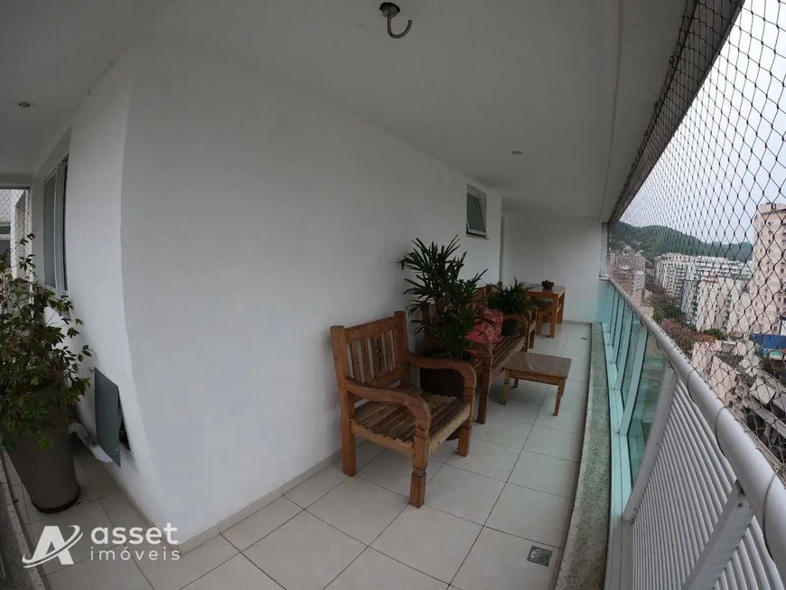 Foto 1 de Apartamento com 3 Quartos à venda, 110m² em Icaraí, Niterói