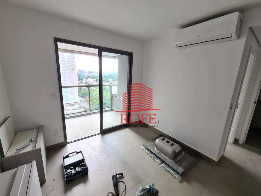 Foto 1 de Apartamento com 1 Quarto para alugar, 55m² em Moema, São Paulo