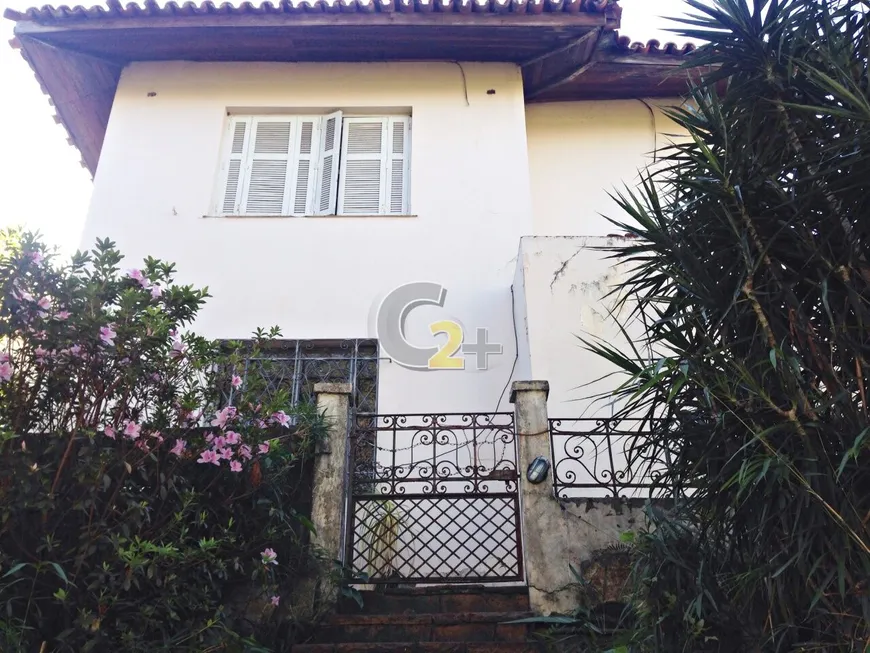 Foto 1 de Sobrado com 4 Quartos à venda, 300m² em Vila Madalena, São Paulo