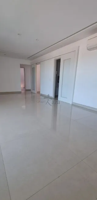 Foto 1 de Apartamento com 3 Quartos para alugar, 180m² em Jardim Paraíba, Jacareí