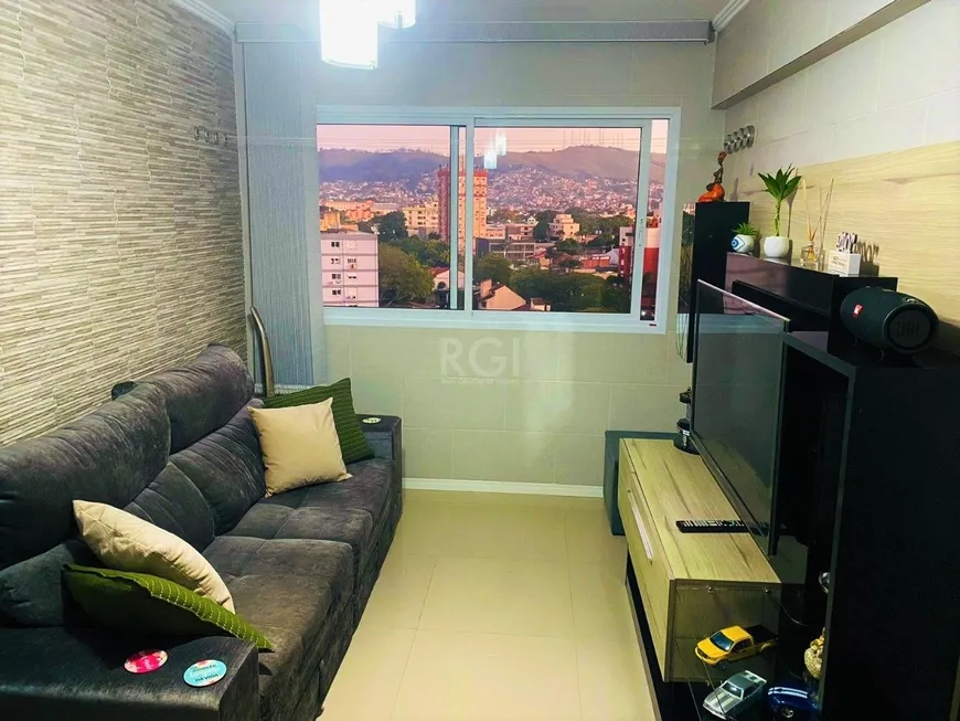 Foto 1 de Apartamento com 1 Quarto à venda, 42m² em Partenon, Porto Alegre