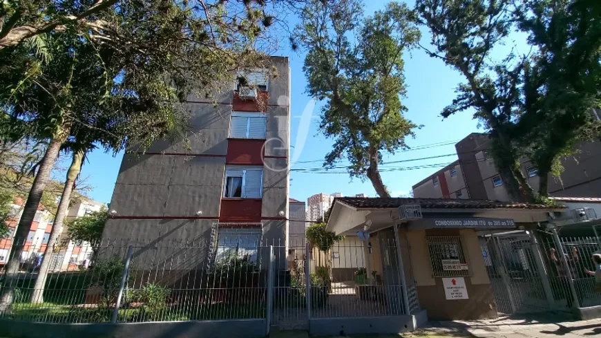 Foto 1 de Apartamento com 2 Quartos à venda, 45m² em Jardim Itú Sabará, Porto Alegre