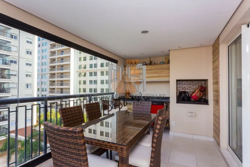 Foto 1 de Apartamento com 4 Quartos à venda, 164m² em Barra Funda, São Paulo