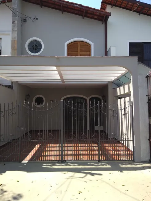 Foto 1 de Sobrado com 2 Quartos para alugar, 120m² em Planalto Paulista, São Paulo