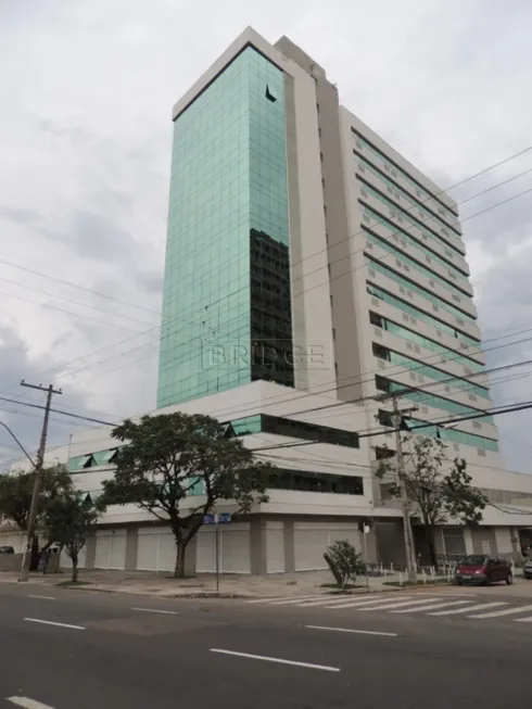 Foto 1 de Sala Comercial para venda ou aluguel, 45m² em Passo da Areia, Porto Alegre