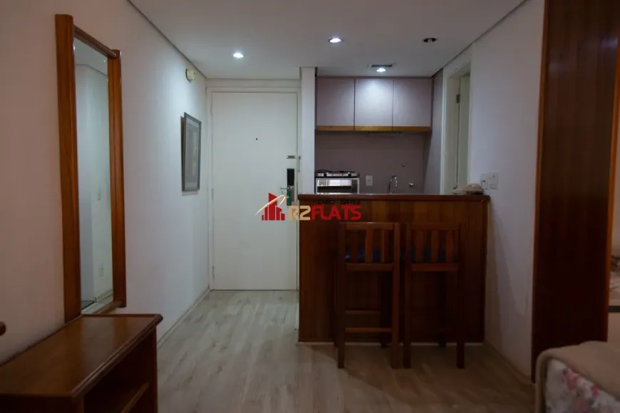 Foto 1 de Flat com 1 Quarto para alugar, 42m² em Moema, São Paulo