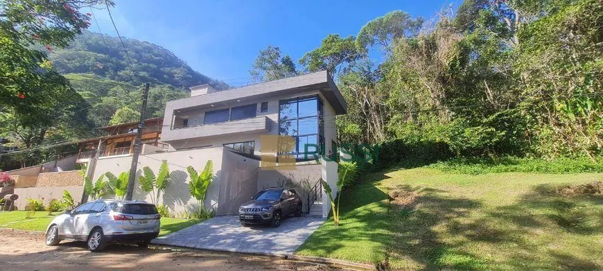 Foto 1 de Casa de Condomínio com 4 Quartos à venda, 230m² em Lagoinha, Ubatuba