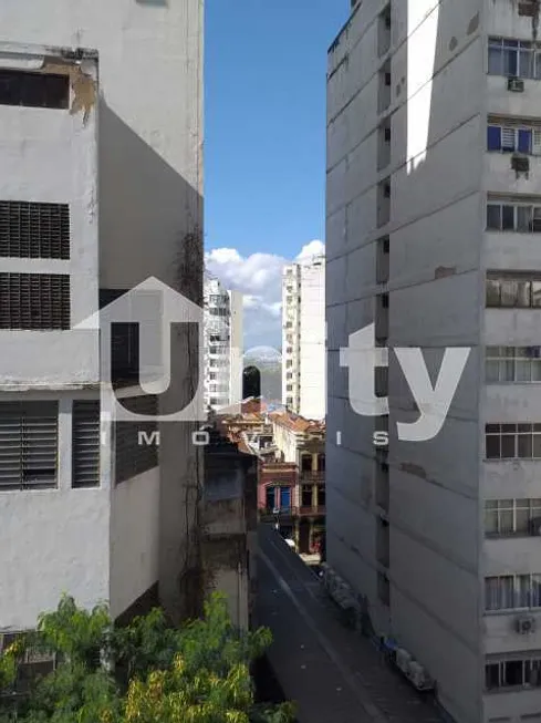 Foto 1 de Kitnet com 1 Quarto à venda, 40m² em Centro, Rio de Janeiro