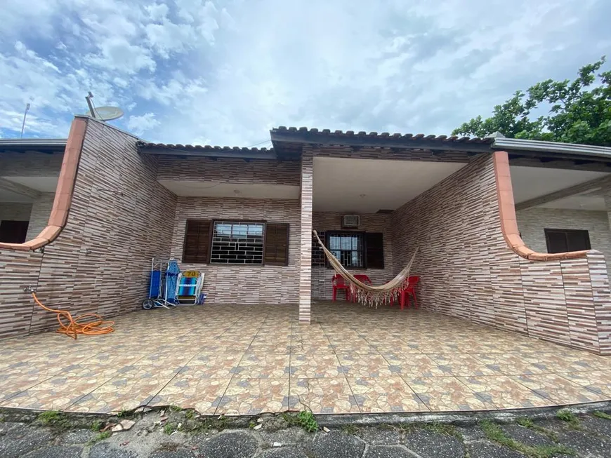 Foto 1 de Casa com 3 Quartos à venda, 87m² em Balneário Ipacaraí, Matinhos