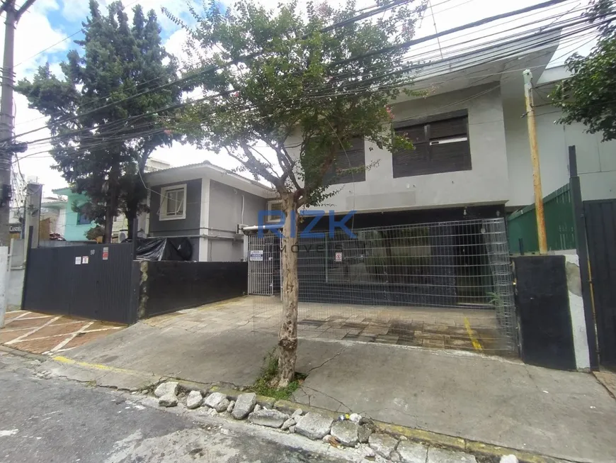 Foto 1 de Casa com 3 Quartos à venda, 250m² em Itaim Bibi, São Paulo