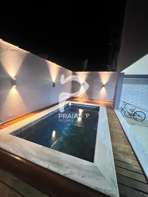 Foto 1 de Casa com 2 Quartos à venda, 150m² em Enseada, Guarujá