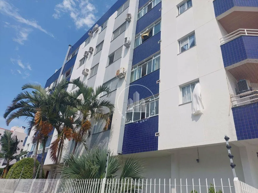 Foto 1 de Apartamento com 3 Quartos à venda, 130m² em Capoeiras, Florianópolis