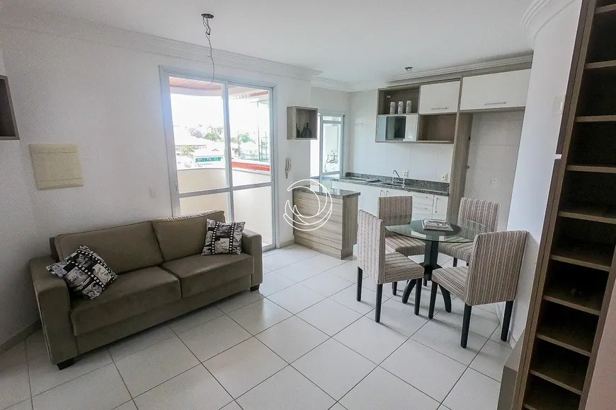 Foto 1 de Apartamento com 2 Quartos à venda, 64m² em Capoeiras, Florianópolis