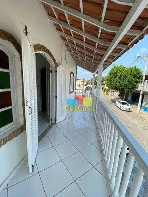 Foto 1 de Casa de Condomínio com 3 Quartos para alugar, 130m² em Parque Burle, Cabo Frio