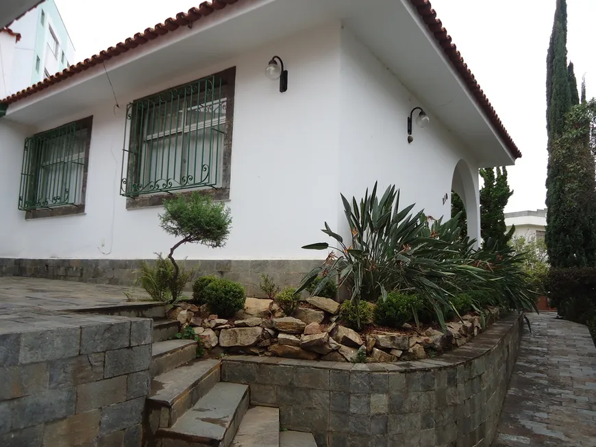 Foto 1 de Casa com 5 Quartos à venda, 519m² em Caiçaras, Belo Horizonte