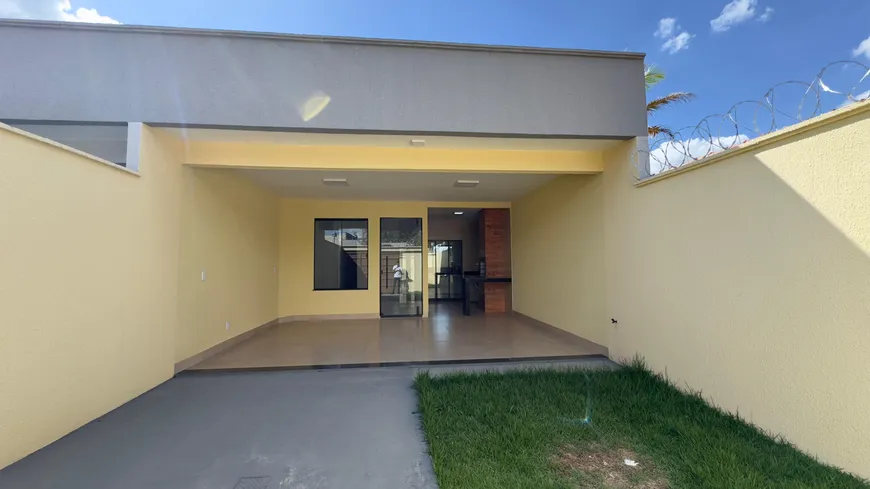 Foto 1 de Casa com 3 Quartos à venda, 130m² em Residencial Itaipu, Goiânia