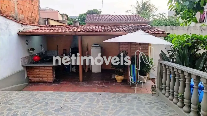 Foto 1 de Casa com 6 Quartos à venda, 325m² em Havaí, Belo Horizonte